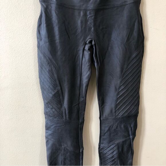 Spanx Faux Leather Grey Moto Leggings - Picture 3 of 7